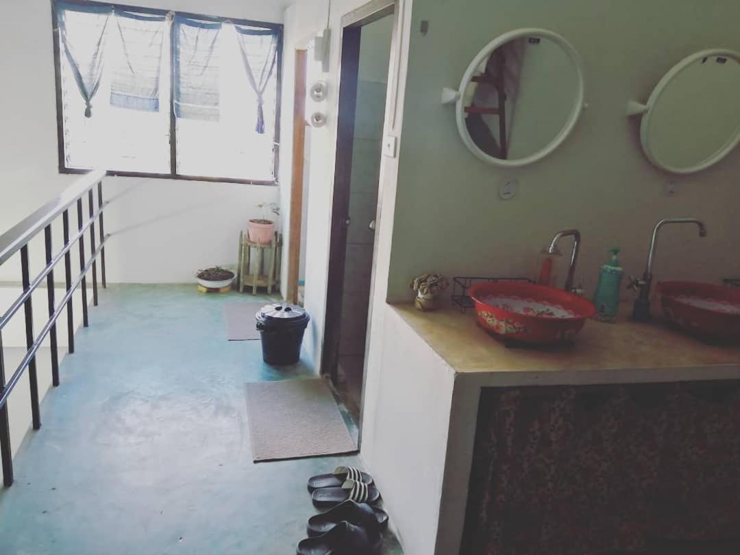 Chill Pill Hostel Чанг Кан Екстериор снимка